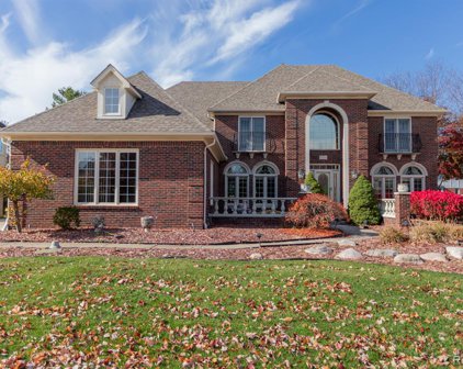 54329 SALEM, Shelby Twp