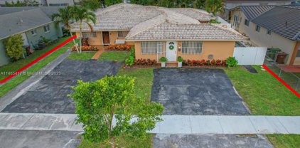 324 E 34th St, Hialeah
