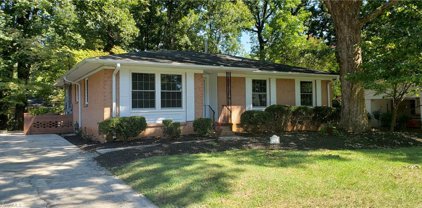 2712 Holly Drive, Greensboro