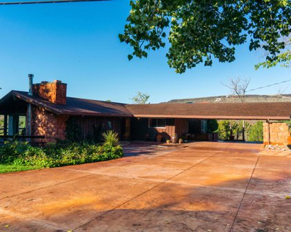 335 N 100 W, St George