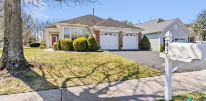 43 Bellflower Drive, Lakewood