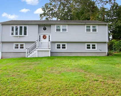 1115 Newhall St, Fall River