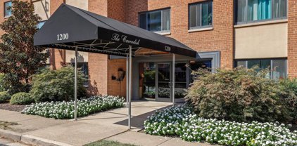 1200 S Arlington Ridge Rd Unit #517, Arlington
