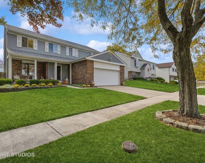 215 Atlantic Drive, Vernon Hills