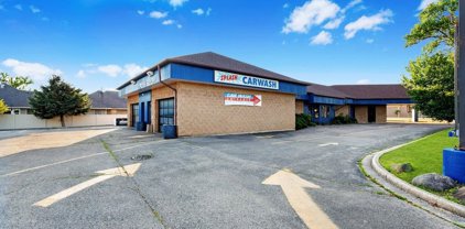 18 W Merchants Drive, Oswego