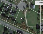 7 Old Meadow Ct, Livonia-243489 image