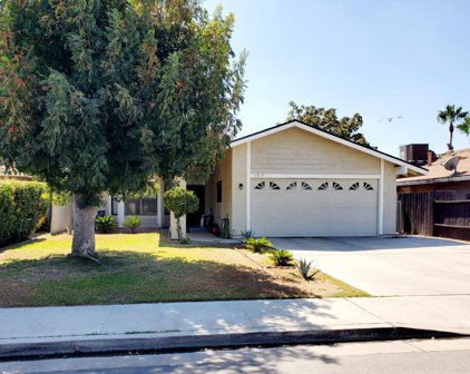 1317 1317 Malerbi, Bakersfield