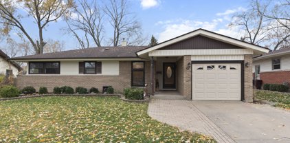 513 Briarwood Lane, Elk Grove Village
