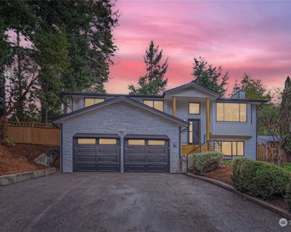 16346 Fremont Place N, Shoreline