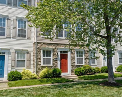 21836 Kelsey Sq, Ashburn