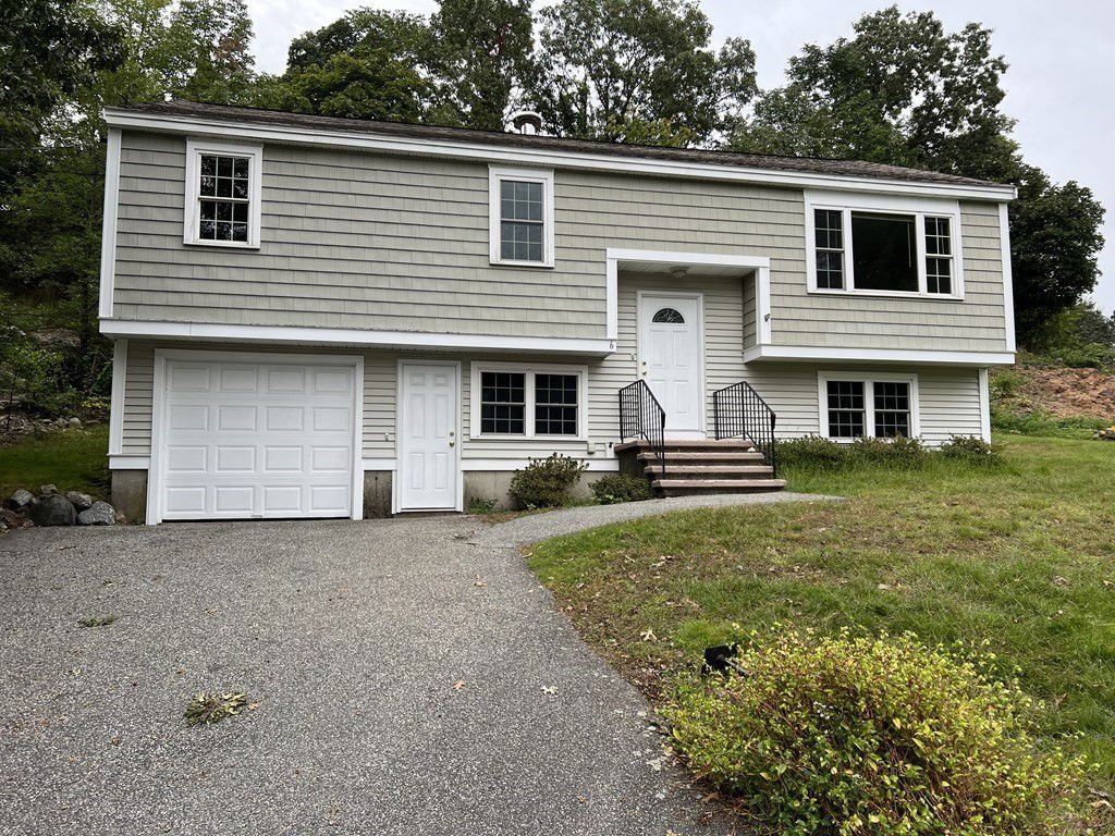 6 Skyview Road, Woburn, 01801