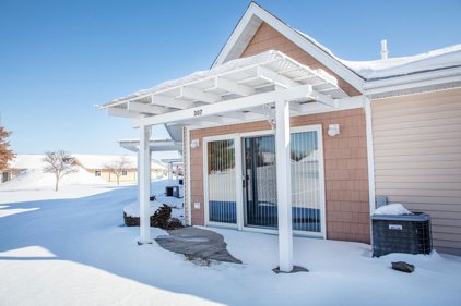 108 16th AVe SW Unit 307, Waverly