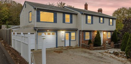 318 Quarry St, Quincy