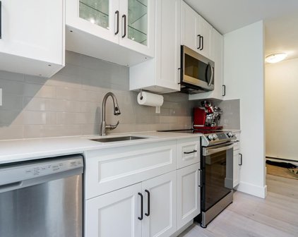 9152 Saturna Drive Unit 304, Burnaby