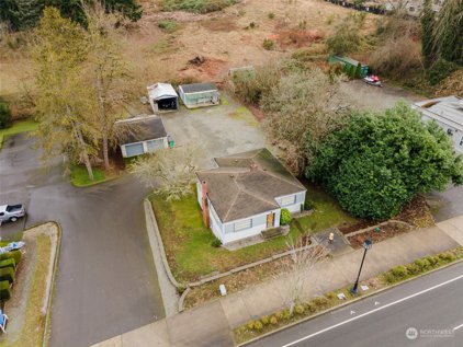 1705 Meridian Avenue E, Edgewood