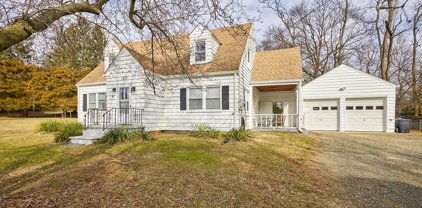 165 Pond Road, Freehold