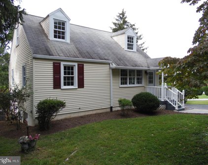 39 Fahnestock Rd, Malvern