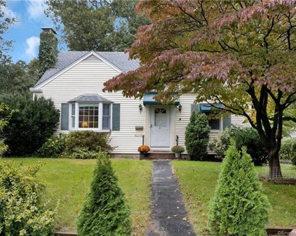 41 Coolidge Avenue, Stamford