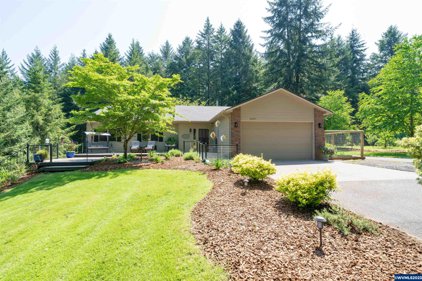 40957 McCully Mountain Rd, Lyons