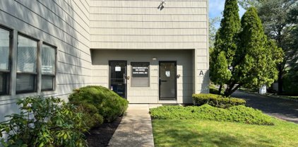 31 Mountain Blvd, Warren Twp.