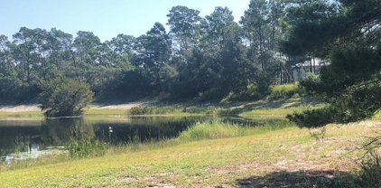 160 Lakes On The Bluff Dr, Eastpoint