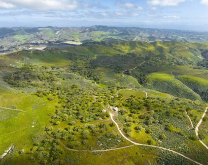 4755 Sweeney Road, Lompoc