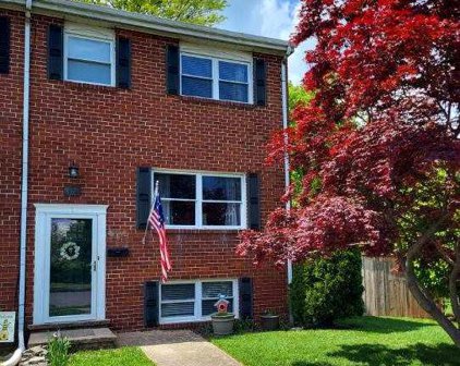 967 Stormont Cir, Halethorpe