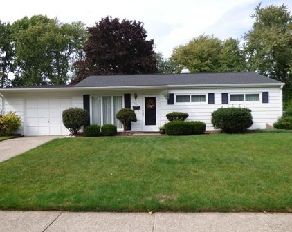 1251 Lakewood Drive, South Bend