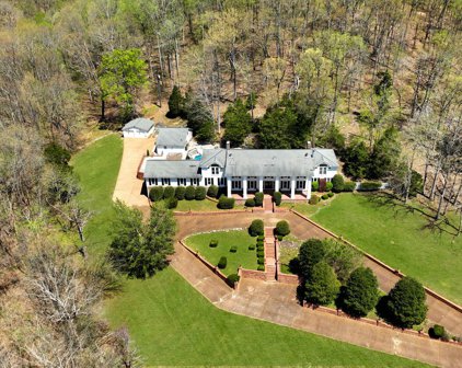 112 Lakeside Dr, Goodlettsville