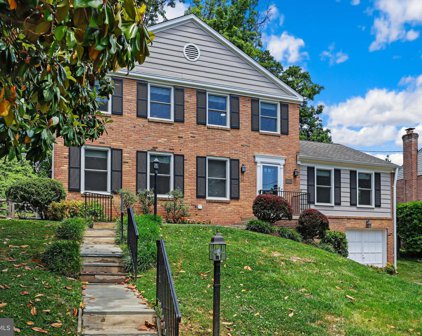 8205 Geneva Mason Rd, Potomac