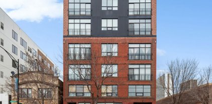 6135 N Broadway Street Unit #402, Chicago