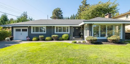 3875 Highland Boulevard, North Vancouver