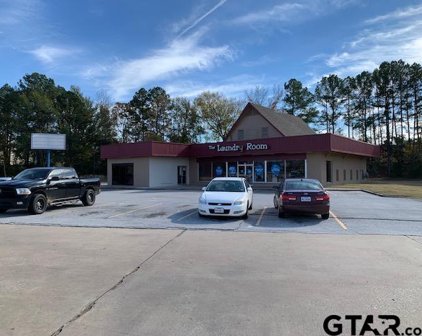1811 E Loop 323, Tyler