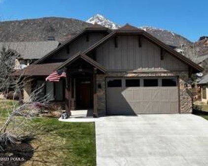61 Burgundy Lane, Midway