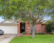 3902 Glenoak Drive, Pearland image