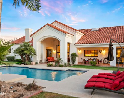 5731 N 32nd Place, Paradise Valley
