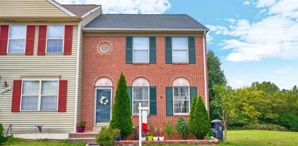 8900 Princeton Park Dr, Manassas