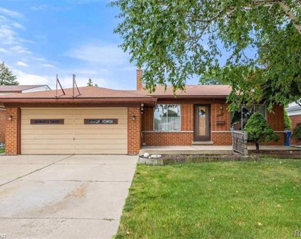 32603 BEECHWOOD, Warren