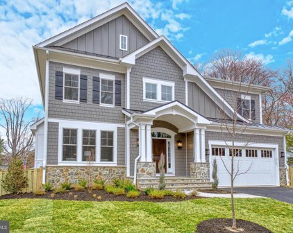 4951 Brook Forest Dr Unit #LOT 6, Fairfax