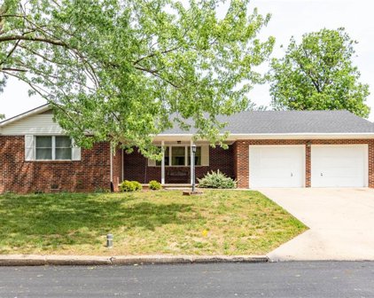 101 N Sunset Avenue, Windsor
