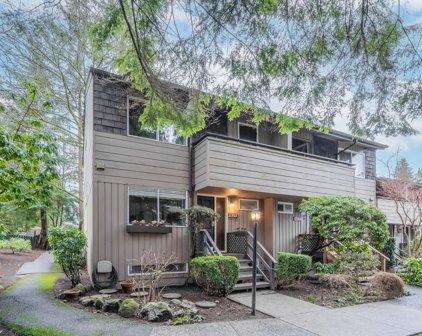 2353 Mountain Highway, North Vancouver