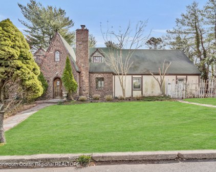 2580 Crestview Road, Manasquan