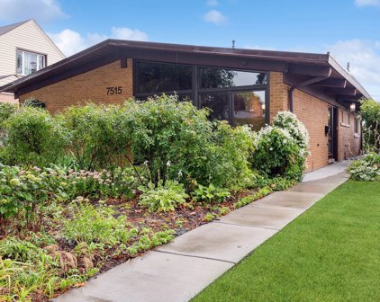 7515 E Prairie Road, Skokie