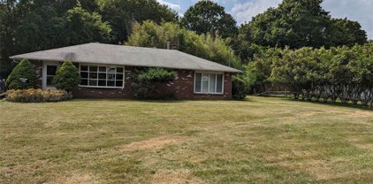 268 Durkee Lane, E. Patchogue