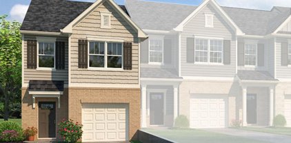 44 Chastain Circle, Newnan