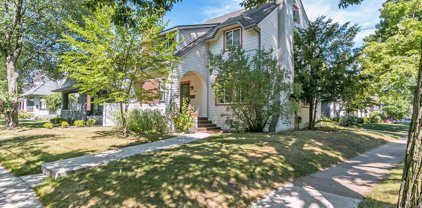2065 Wealthy Street SE, Grand Rapids