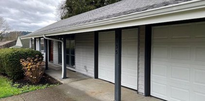 2135 N MAIN AVE, Gresham