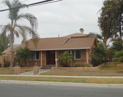 4721 Howard Avenue, Los Alamitos