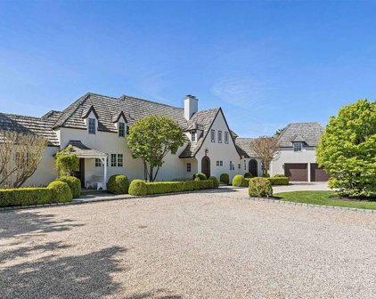 10 Dune Road, Quogue