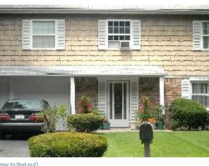 203 Browns Road, Nesconset